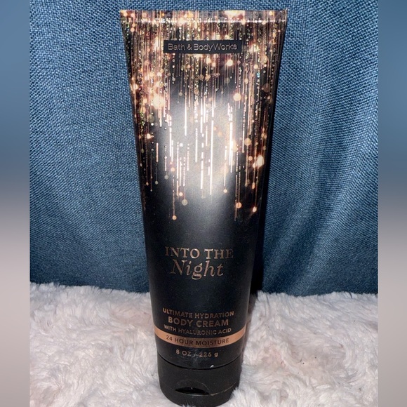 Bath & Body Works "Into the Night" Ultimate Hydration Body Cream - Picture 2 of 8